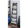 Image 1 : 6' MAXIMUM LADDER NEW