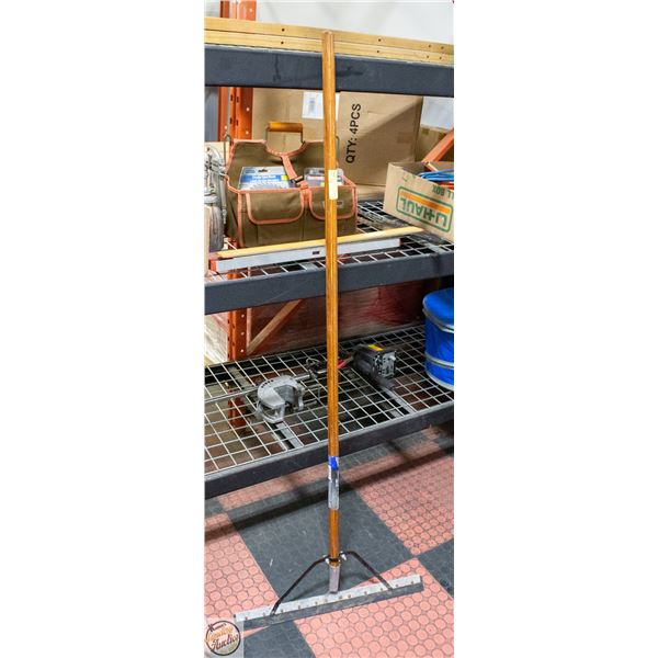 QUICKIE JOBSITE 24" LONG HANDLE FLOOR