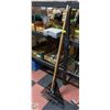 Image 1 : BUNDLE OF 3 LAWN AND GARDEN RAKES INCL. LEAF