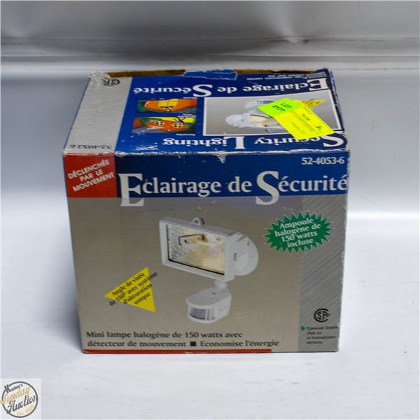 NEW IN BOX SECURITY LIGHTING