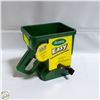 Image 1 : SCOTTS EASY HAND HELD SPREADER