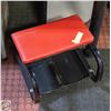 Image 1 : PADDED SEAT ROLLING WORK STOOL WITH