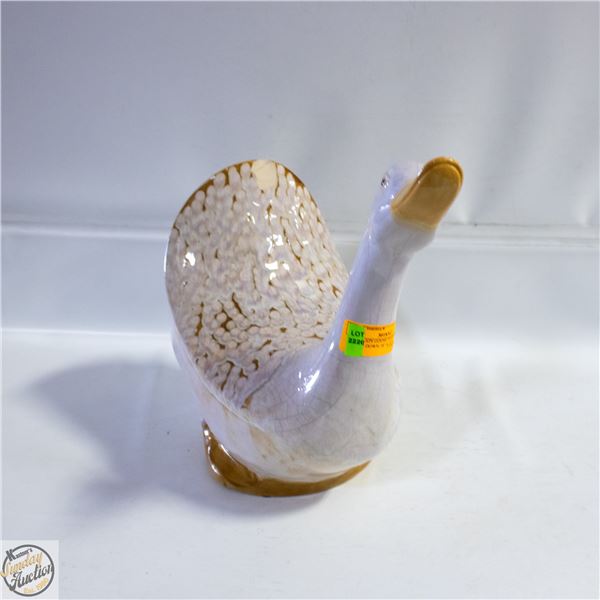 PORCELAIN GOOSE MOTHER SITTING DOWN 18" X 14"