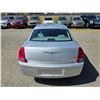 Image 12 : "NO RESERVE" - 2005 CHRYSLER 300 SILVER  240862 KMS - D687757