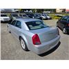 Image 14 : "NO RESERVE" - 2005 CHRYSLER 300 SILVER  240862 KMS - D687757