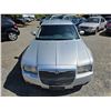 Image 4 : "NO RESERVE" - 2005 CHRYSLER 300 SILVER  240862 KMS - D687757