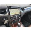 Image 36 : DUNCAN - 2014 VOLKSWAGEN TOUAREG GRAY 125132 KMS - D005812
