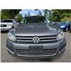 Image 3 : DUNCAN - 2014 VOLKSWAGEN TOUAREG GRAY 125132 KMS - D005812