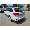 Image 14 : DUNCAN - 2013 SUBARU OUTBACK WHITE 166963 KMS - D315998A