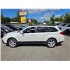 Image 16 : DUNCAN - 2013 SUBARU OUTBACK WHITE 166963 KMS - D315998A