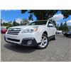Image 1 : DUNCAN - 2013 SUBARU OUTBACK WHITE 166963 KMS - D315998A