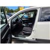 Image 33 : DUNCAN - 2013 SUBARU OUTBACK WHITE 166963 KMS - D315998A