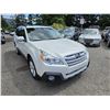 Image 6 : DUNCAN - 2013 SUBARU OUTBACK WHITE 166963 KMS - D315998A