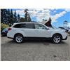 Image 7 : DUNCAN - 2013 SUBARU OUTBACK WHITE 166963 KMS - D315998A