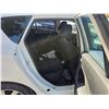 Image 28 : "NO RESERVE " - 2010 MAZDA MAZDA3 WHITE  163669 KMS - D304691