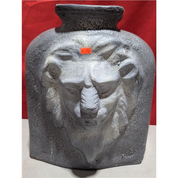 Lion Head Planter