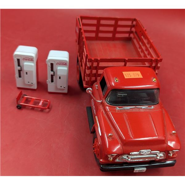 Ertl Coca-Cola Delivery Truck w/ 2 Replica Vending Machines & Dolly