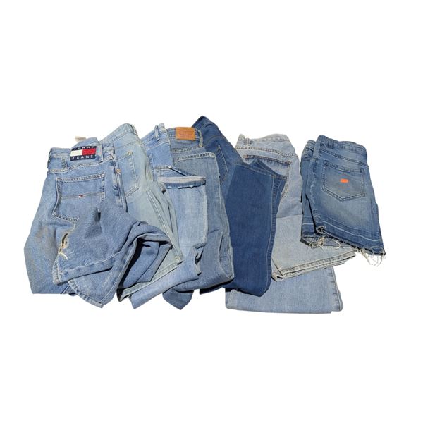 Lot of Assorted Denim w/ Tommy Hilfiger, Levi's, & More