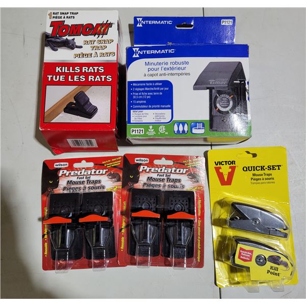 Lot of Mouse/Rat Traps & Outdoor Timer