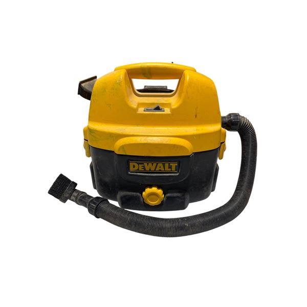 Dewalt Heavy Duty 2 Gallon Wet/Dry Vacuum