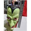 Image 3 : 1990s Vampire Light Up Blow Mold Decor
