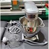 Image 1 : Cuisinart Stand Mixer w/ Assorted Attachments
