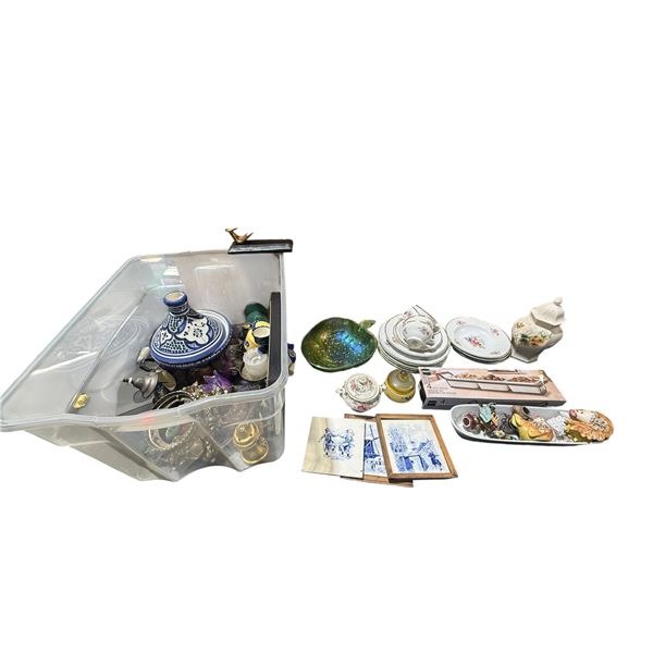VTG Variety Lot w/ Bone China, Carnival Glass Fruit Dish, Blue & White Tile Art, & More