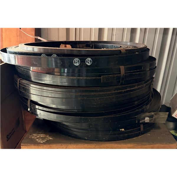 Multiple Coils Industrial Steel Strapping