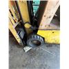 Image 3 : Yale Propane Warehouse Forklift  (condition unknown - starts but starter stays on & battery must be 