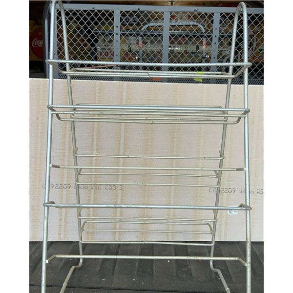 Quart Can Rack