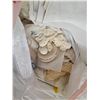 Image 3 : 3 bags full of place mats, table cloths, crotched items