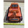 Image 3 : Vintage tin handy hank bulldozer toy- 10"L- battery operated