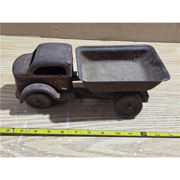 Antique metal dump truck- 12"L