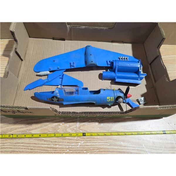 Gas power toy model plane