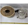 Image 2 : 1955 ecomolite  corp motion lamp- oval forest fire- rare- works but has damage