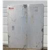 Image 3 : Maximum 100 Metal Highway Sign (24"x29.5")