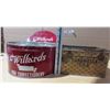 Image 4 : Willard's and Canawello Lunch Box Tea Tin
