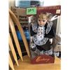 Image 1 : Collector Doll