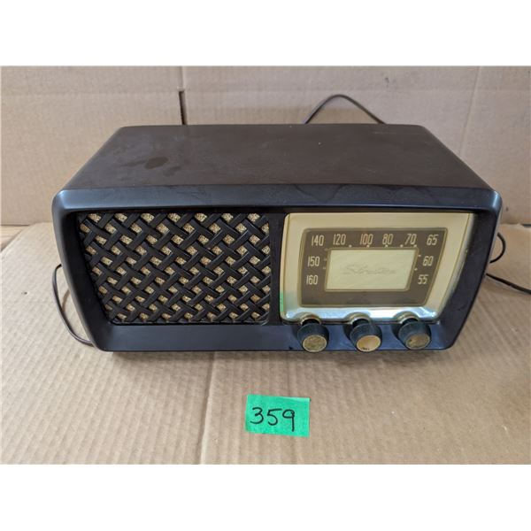 Vintage Radio - Silverton – Works Well