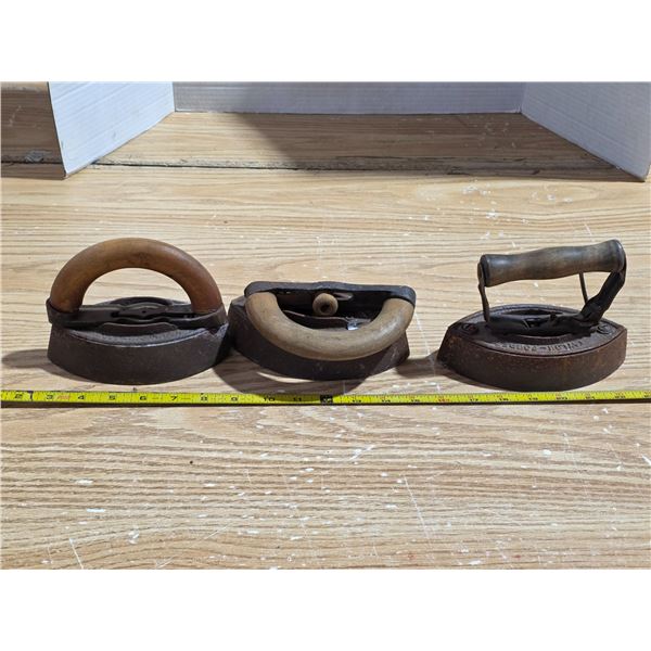 3 antique sad irons