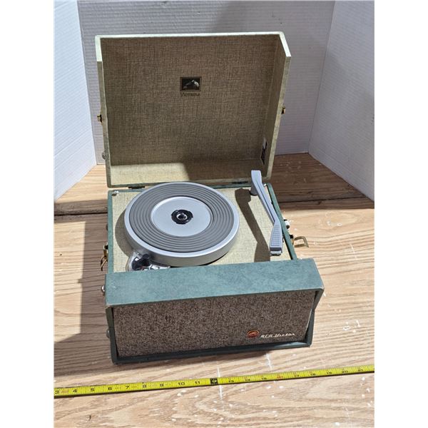 Vintage record player with speaker