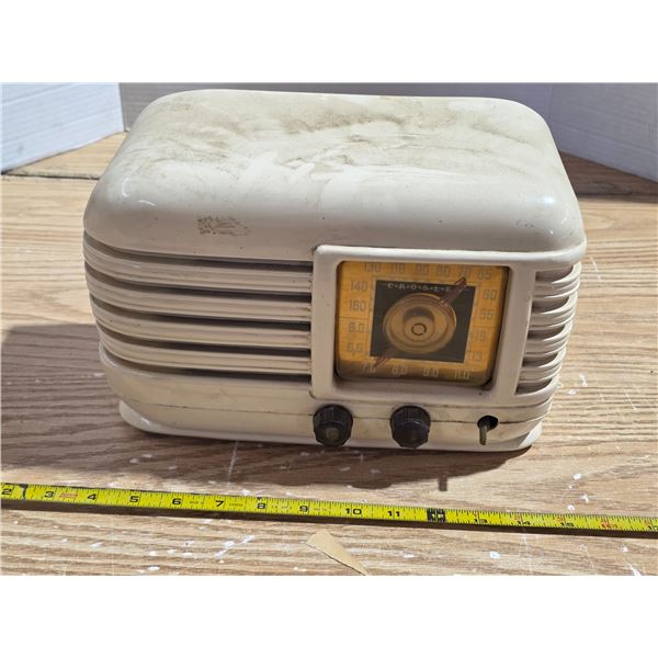 Vintage radio- untested