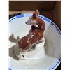 Image 2 : Lot of vintage dishes and animal figures