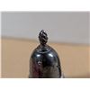 Image 5 : Pair of Vintage Salt and Pepper Shakers ONT.Lead Marked