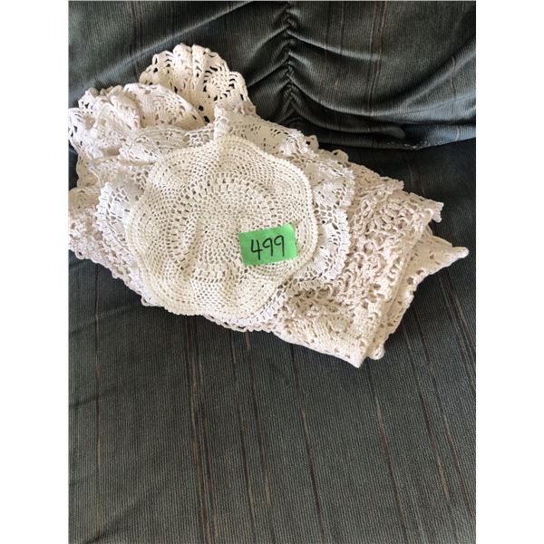Doilies Set