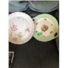 Image 1 : (2) Large Plates