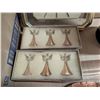 Image 3 : Box of Misc. Items (Pitcher, Copper Like Plate Decor, and etc.)