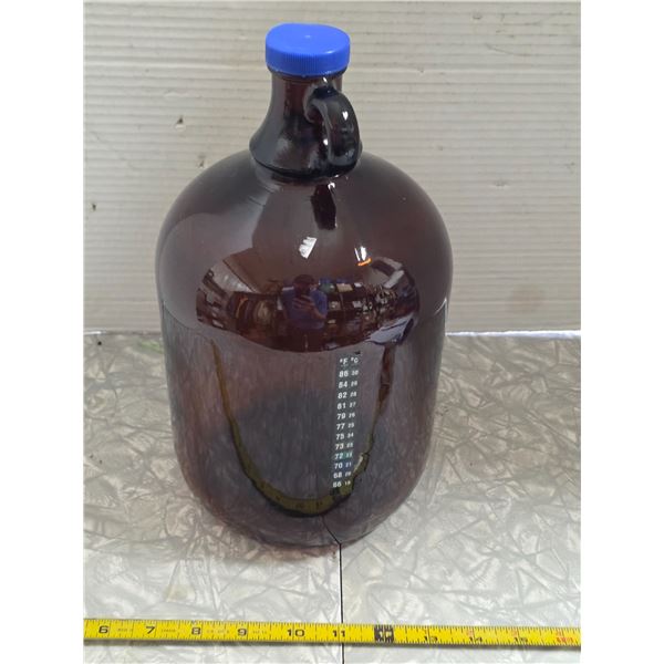 Amber glass jug- 86055