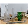 Image 3 : Lot of kitchenwares - trays, nice bowl set, crystal bell vase, etc.