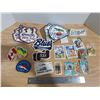 Image 1 : lot of patches and collector cards - Greyhound, Potash, history cards, etc.